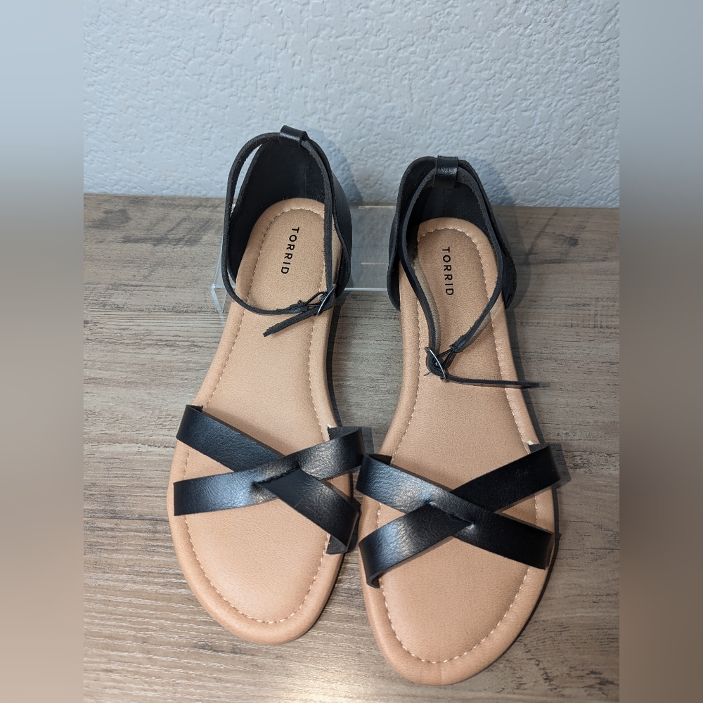Torrid Black Strappy Sandals Size 10w